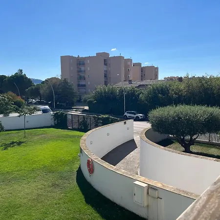 Lägenhet Amplio Con Terraza - 2 Pers. - Es-228-212