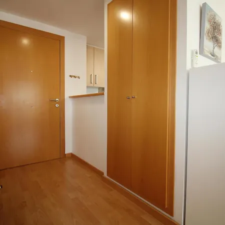 Lägenhet Amplio Con Terraza - 2 Pers. - Es-228-212